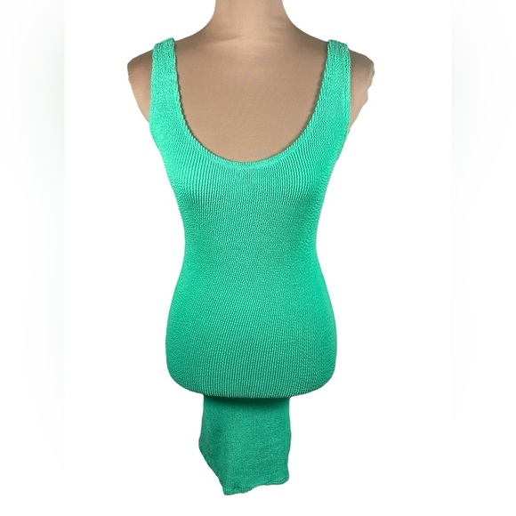 LOVE & BIKINIS MARBELLA CLASSIC SCOOP NECK CRINKLE ONE SIZE DRESS APPLE GREEN - Picture 4 of 9